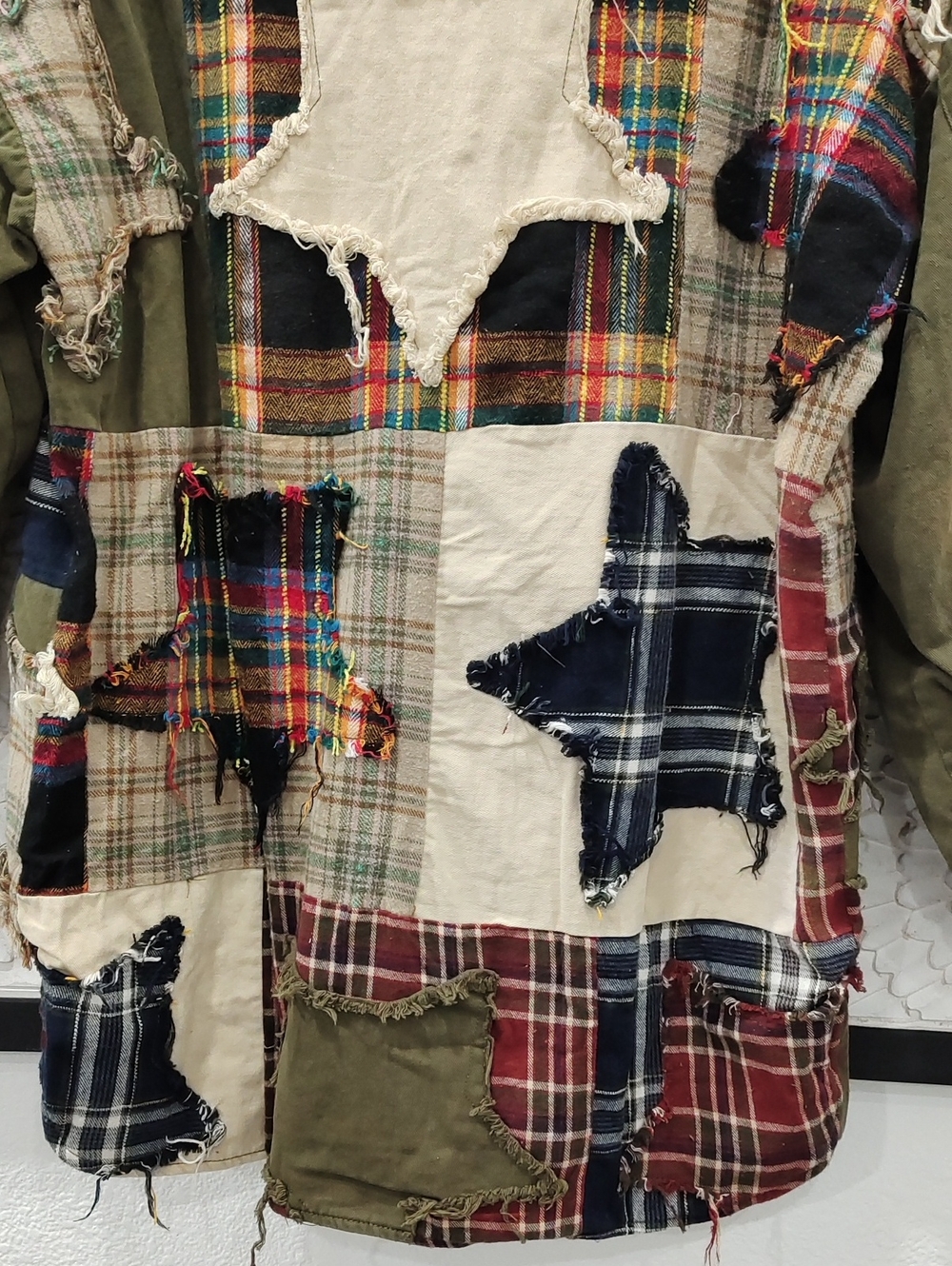 Patchwork Plaid Distressed Star Utility Jacket - Olive - Picture 6 of 10